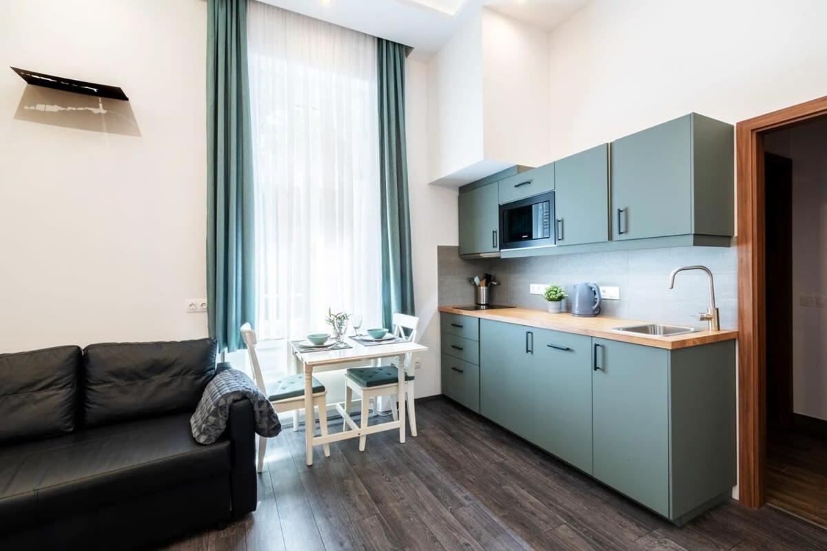 Comfy New Apartment At Castle Βουδαπέστη Εξωτερικό φωτογραφία